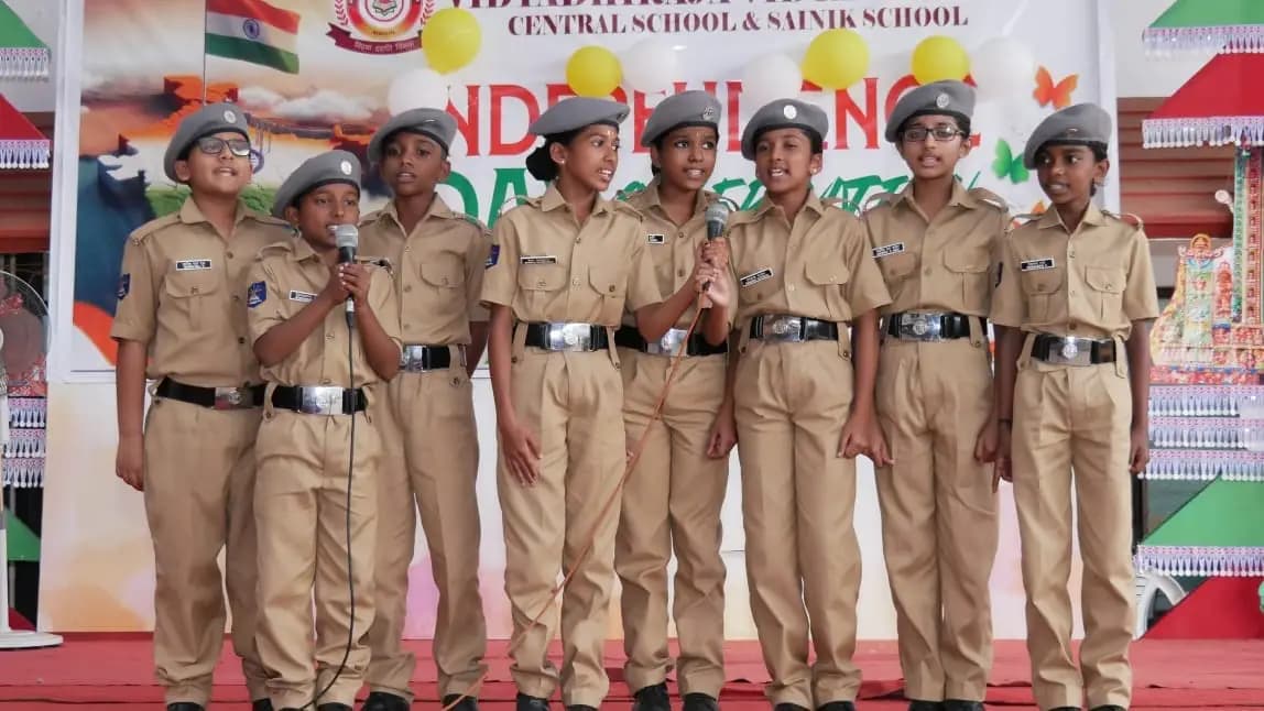 Vidyadhiraja Vidyapeetom — holistic school environment